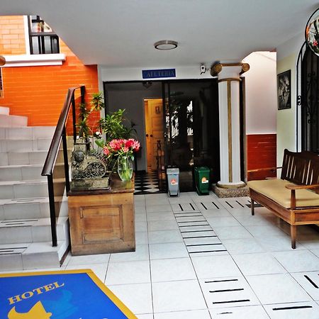 Hotel Rincon Escandinavo Quito Esterno foto