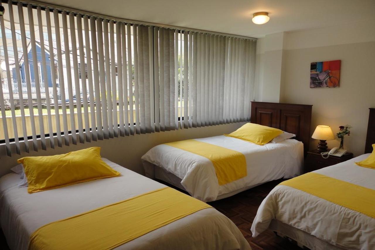 Hotel Rincon Escandinavo Quito Esterno foto