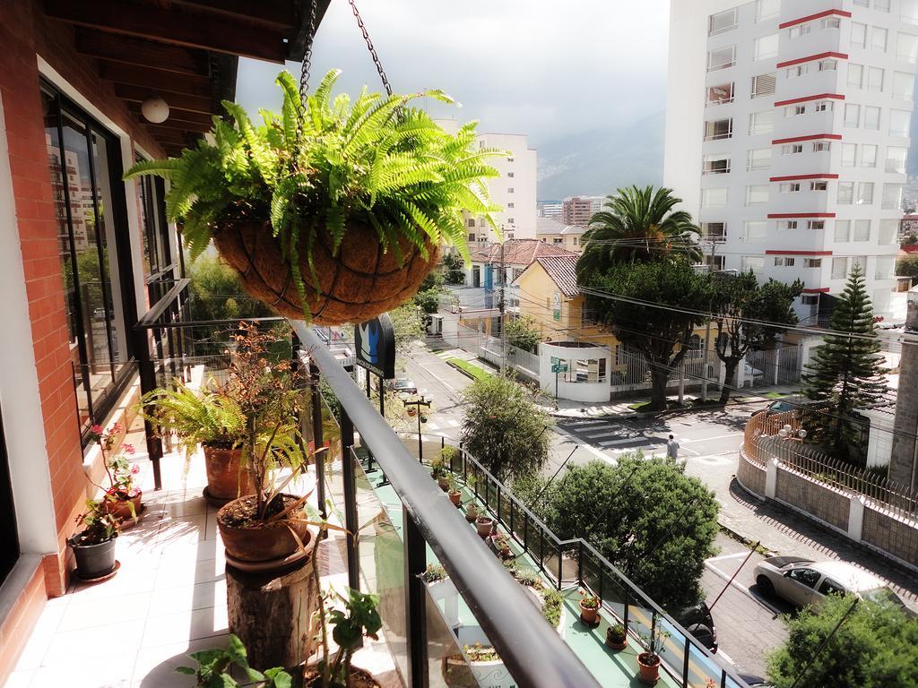 Hotel Rincon Escandinavo Quito Esterno foto