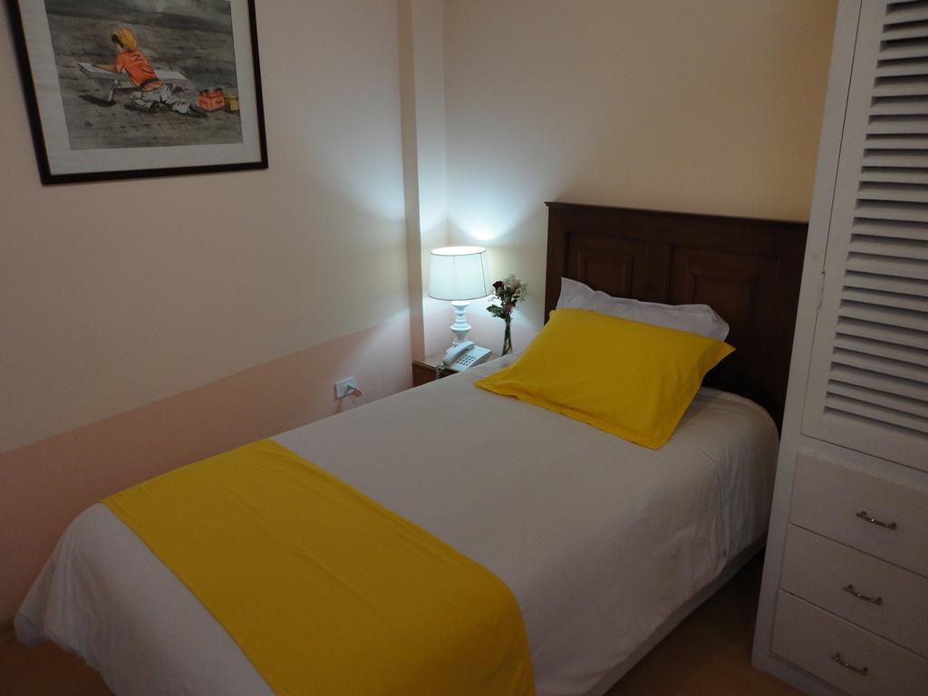 Hotel Rincon Escandinavo Quito Camera foto